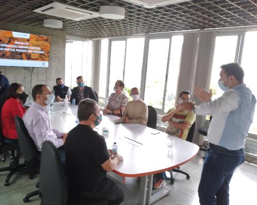 FotografoFoto Alcaldía de Medellín:Un Café con los MAICC y la EDU.
